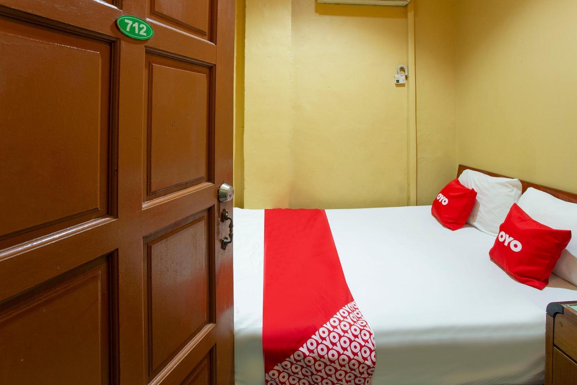 Spot On 90137 Casavilla Hotel Pudu Kuala Lumpur Exterior photo
