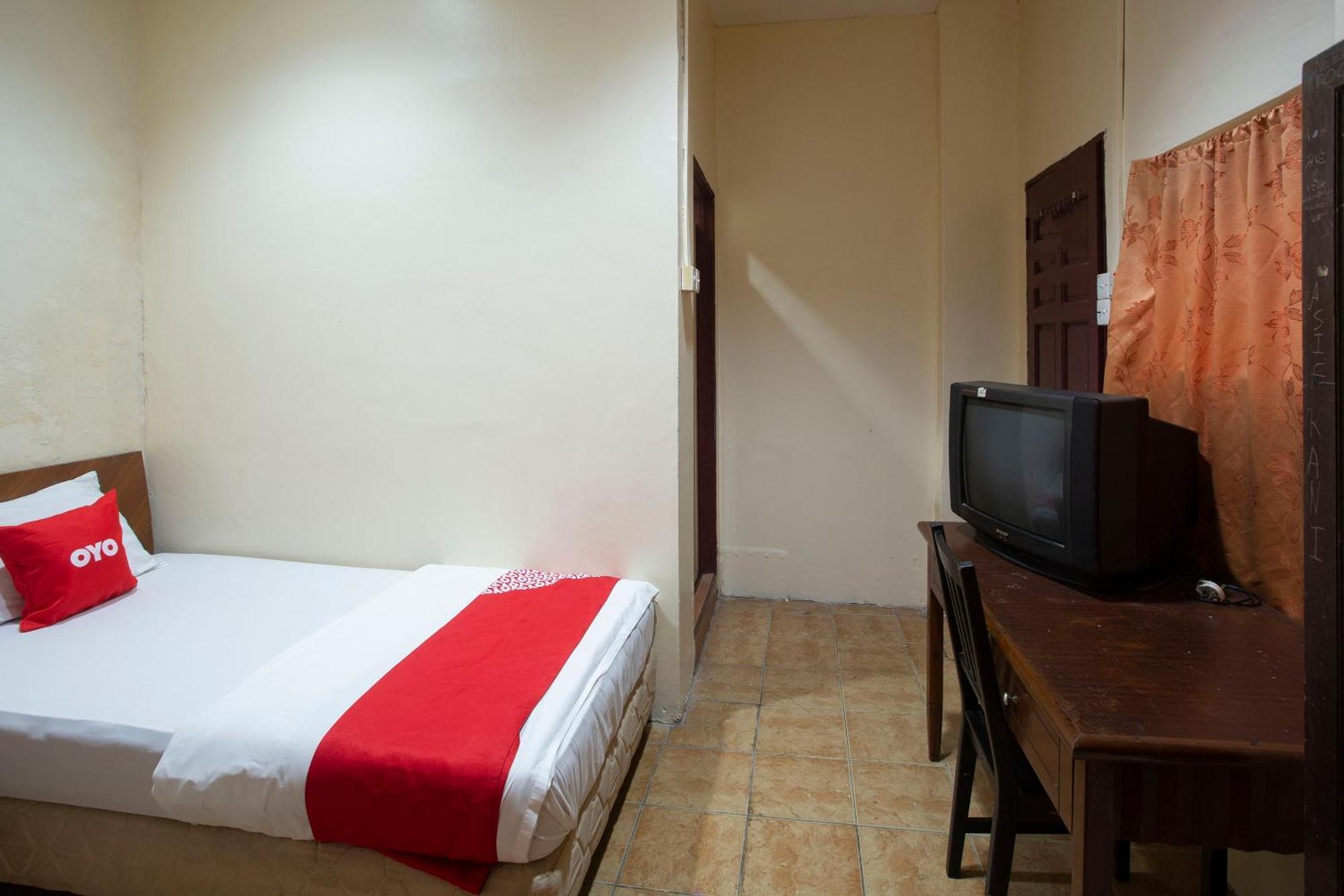 Spot On 90137 Casavilla Hotel Pudu Kuala Lumpur Exterior photo
