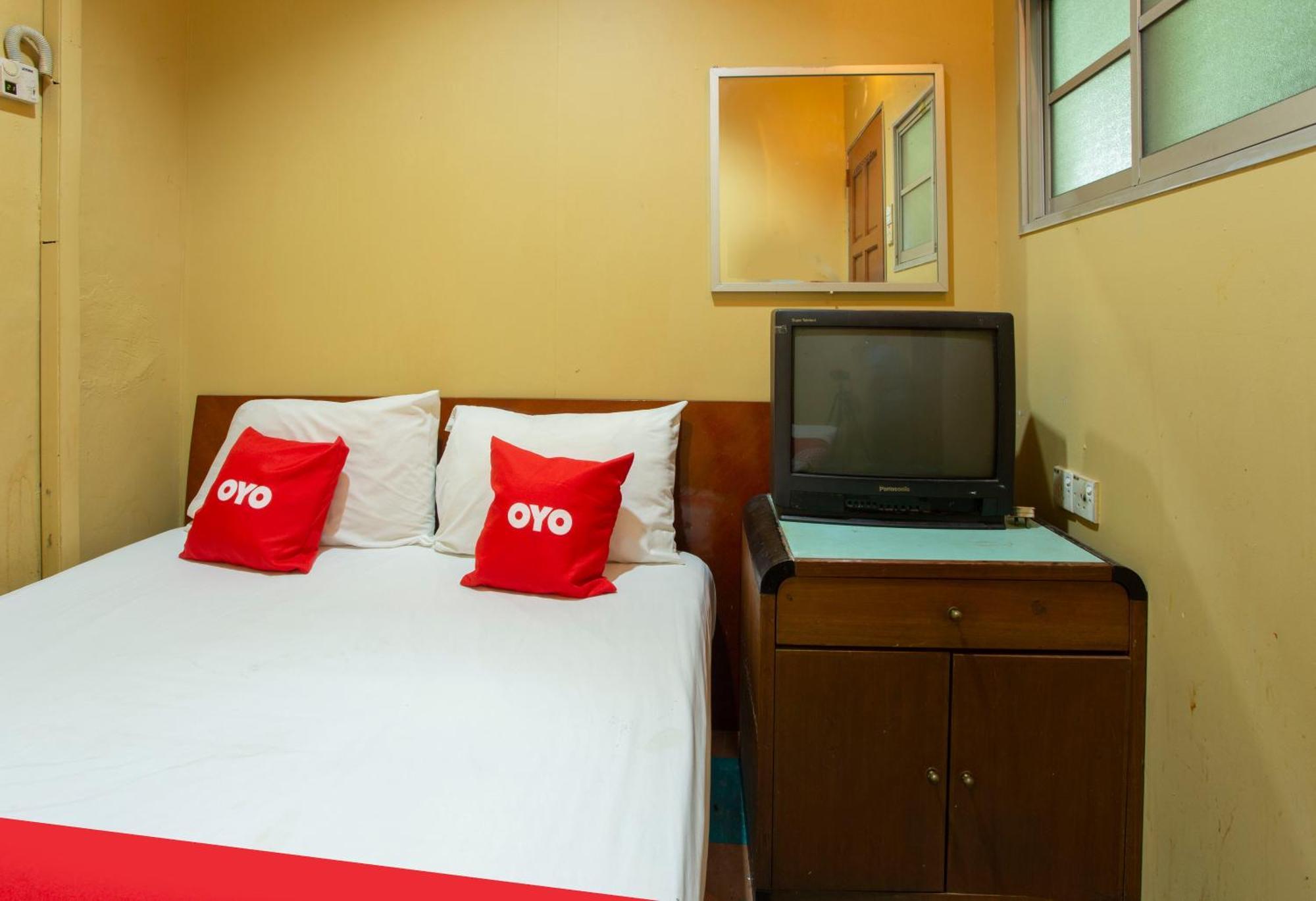 Spot On 90137 Casavilla Hotel Pudu Kuala Lumpur Exterior photo